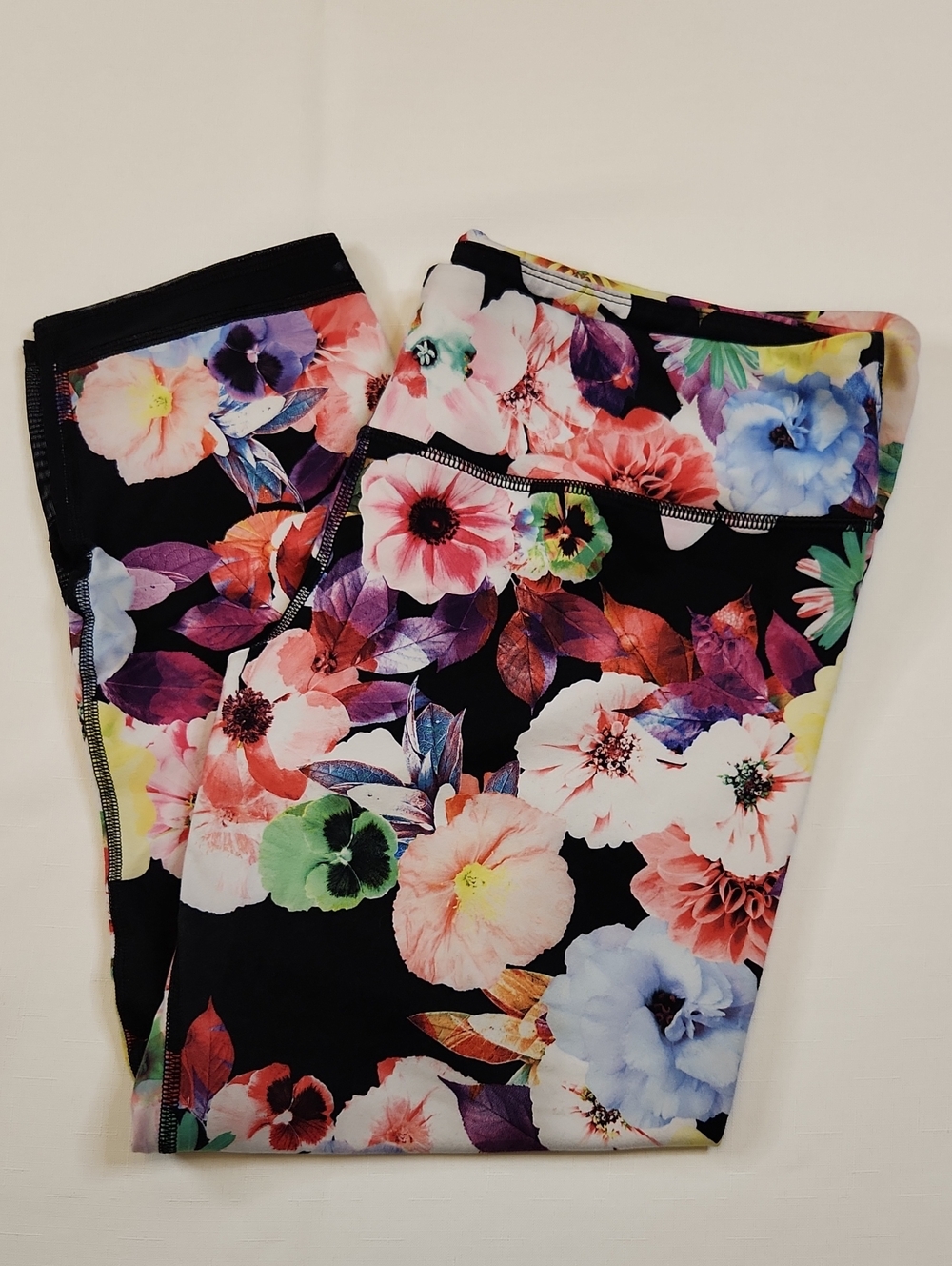 Old Navy Go-Dry Workout Capri Pants XL Floral Mesh
